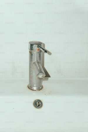 Emergency Maintenance Protocol for Florida Rental Properties